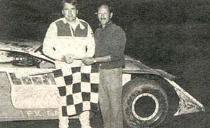 lee_gill.jpg (17343 bytes)